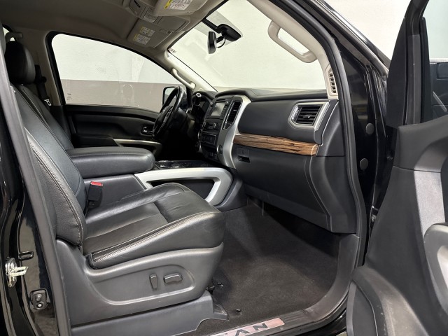 2018 Nissan Titan XD SL 4WD Cummins in , 