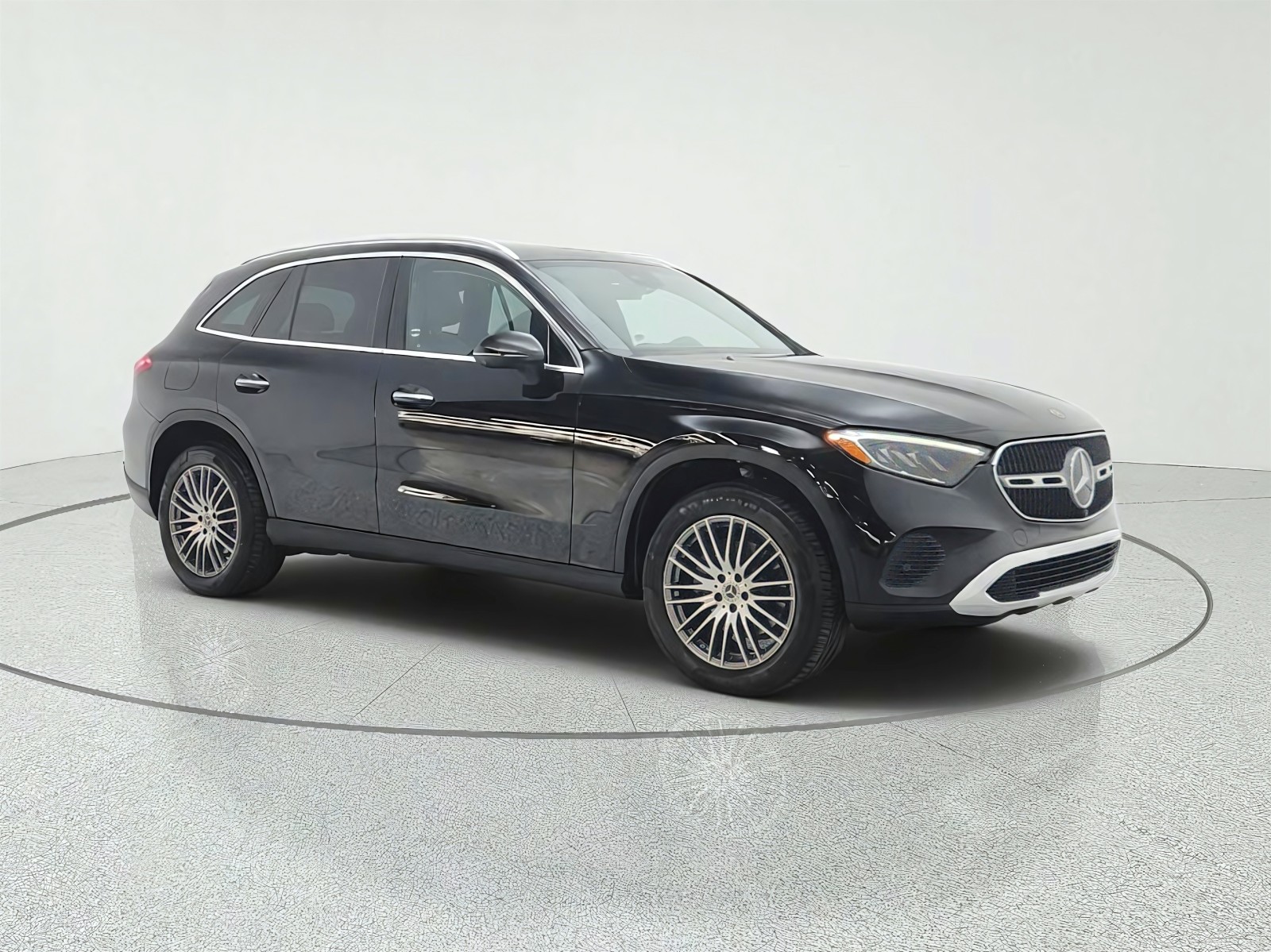 Used 2024 Black Mercedes-Benz GLC 300 SUV image 3