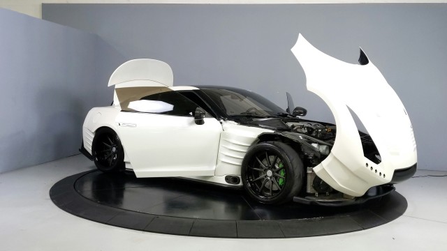 2013 Nissan GT-R Premium 9