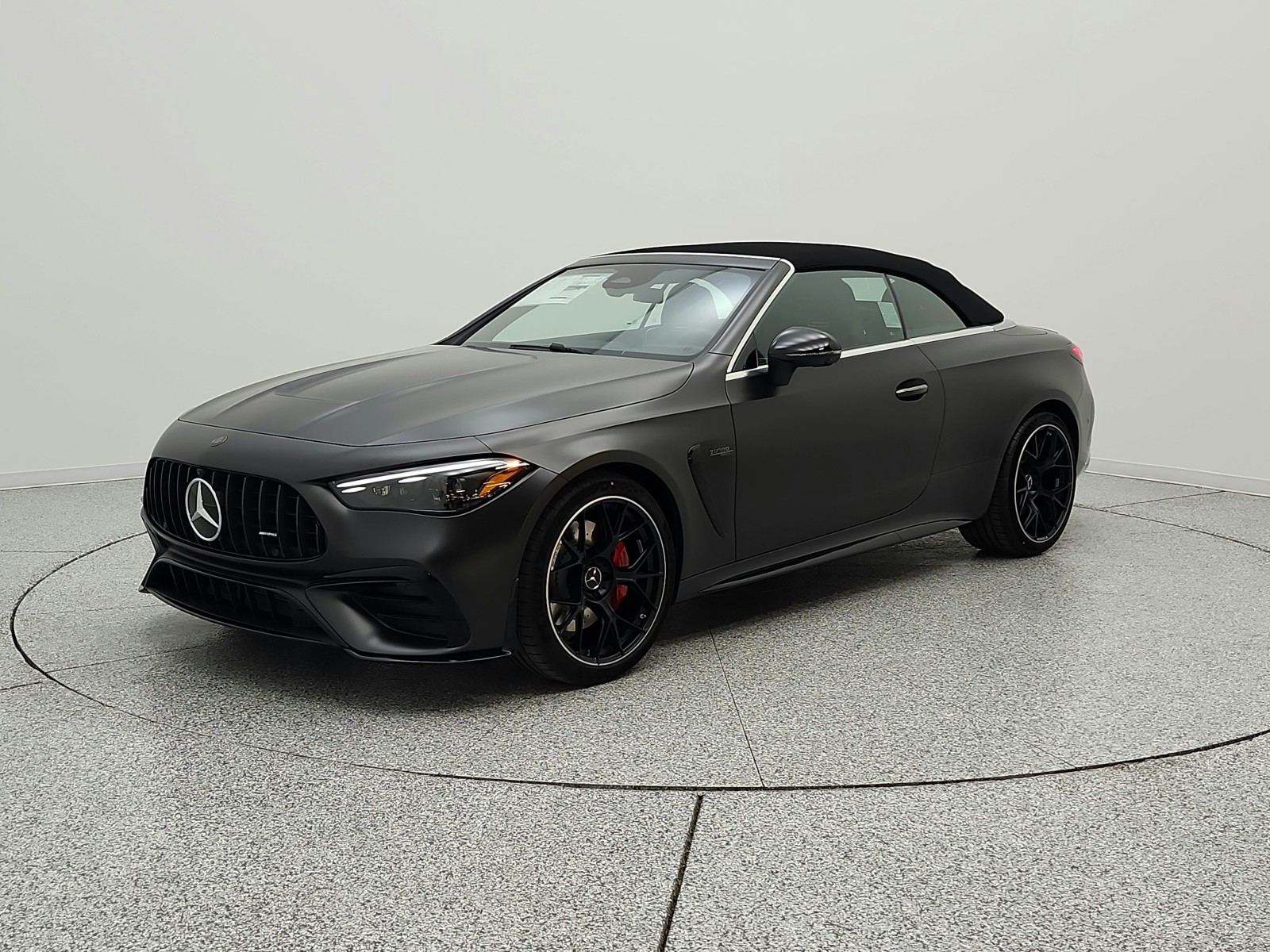 New 2027 MANUFAKTUR Graphite Grey Magno Mercedes-Benz AMG® CLE 53 4MATIC+ Cabriolet image 22