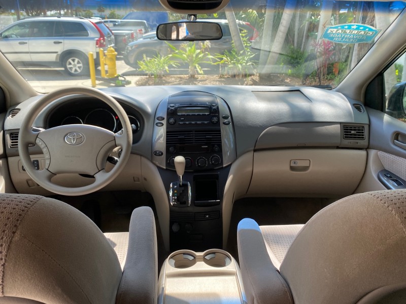 2006 Toyota Sienna VAN LE LOW MILES 78,653 in , 