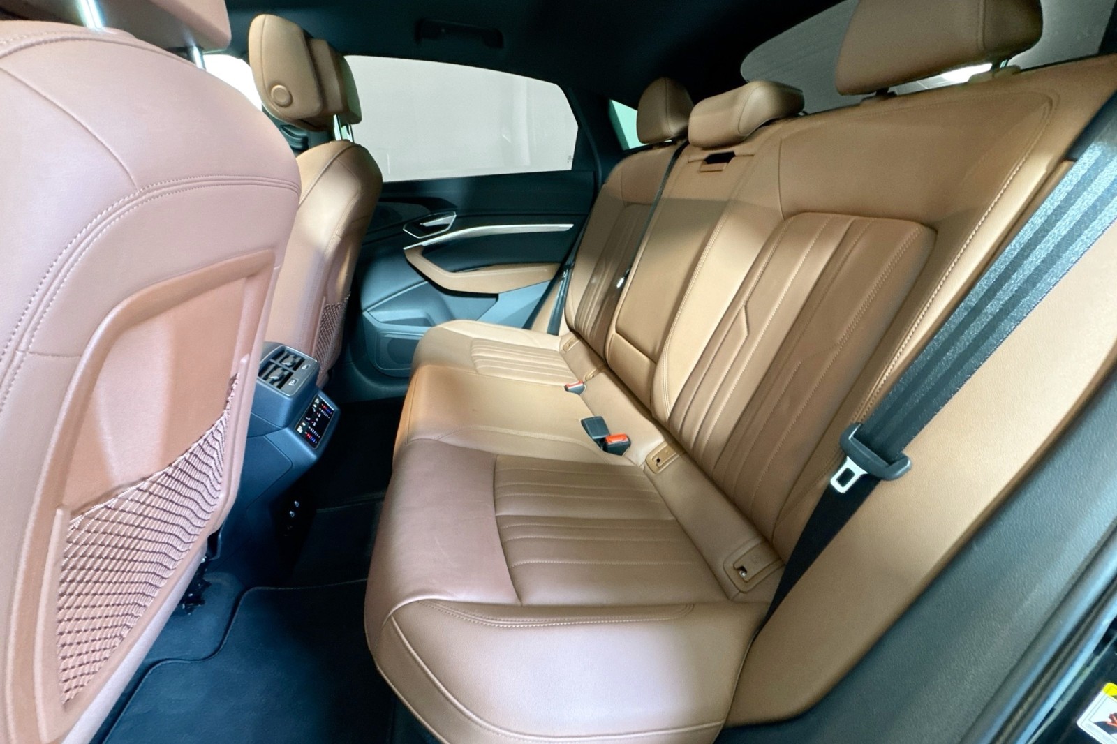 Used 2022 Mythos Black Metallic Audi S line Premium image 22