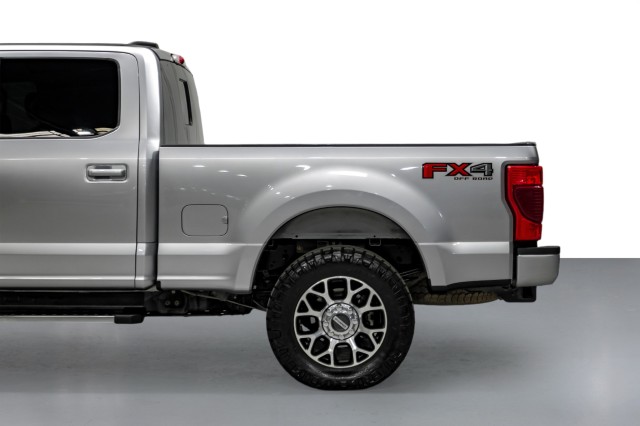 2022 Ford F-250 LARIAT 11