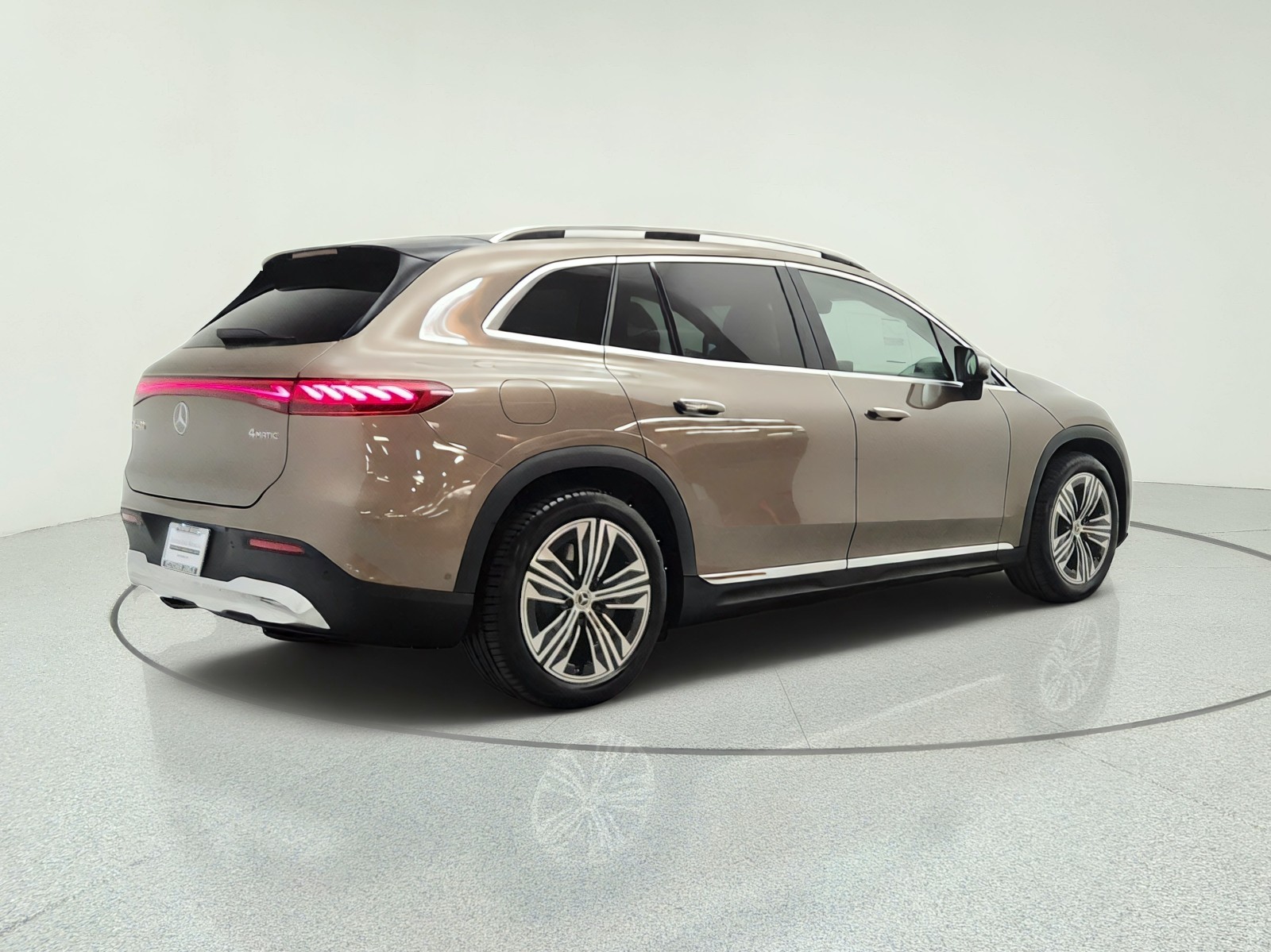 New 2027 Sonoran Brown Metallic Mercedes-Benz EQS 400 4MATIC® SUV image 5