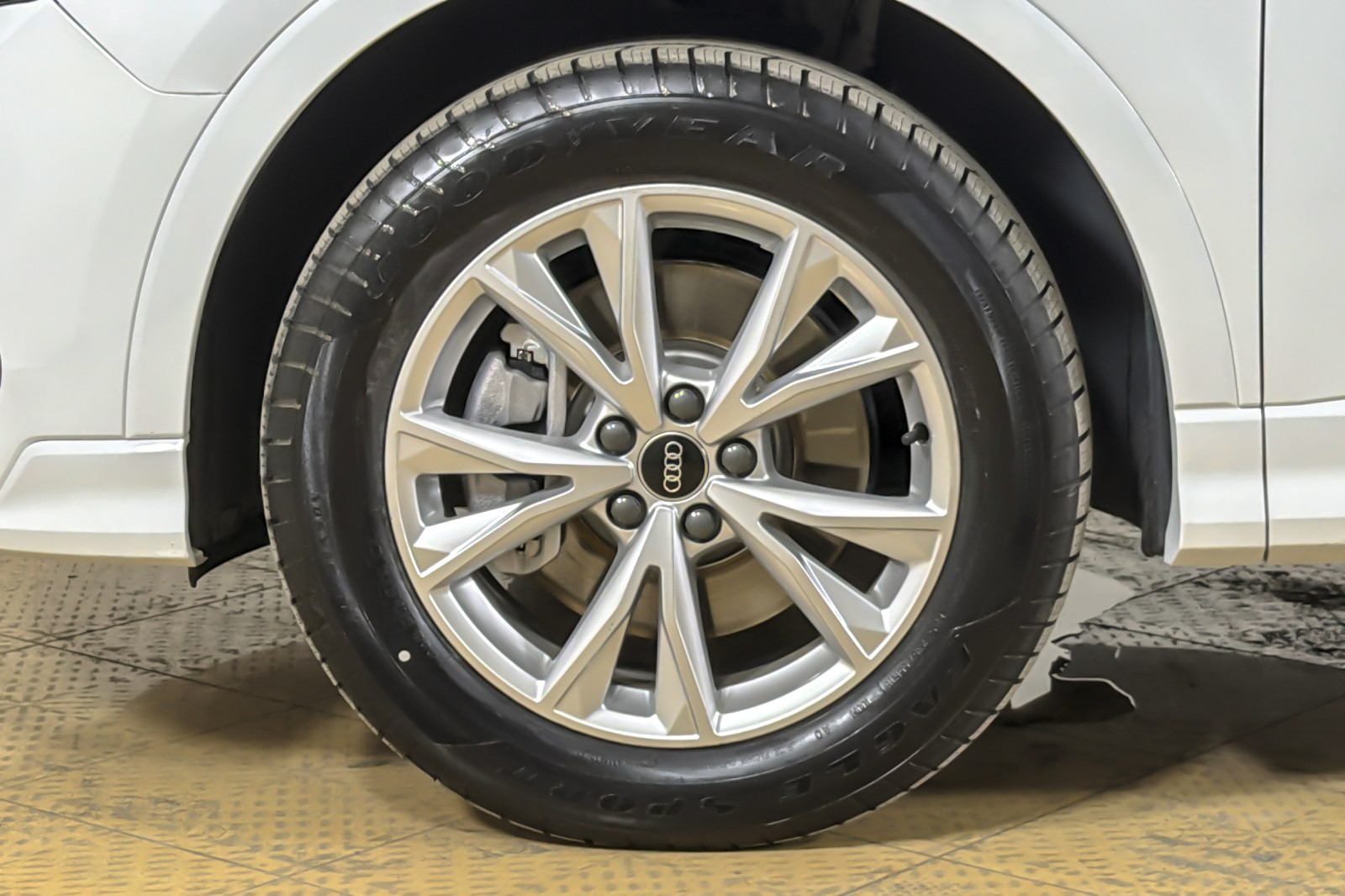Used 2022 Glacier White Metallic Audi S line Premium Plus 45 TFSI quattro image 24