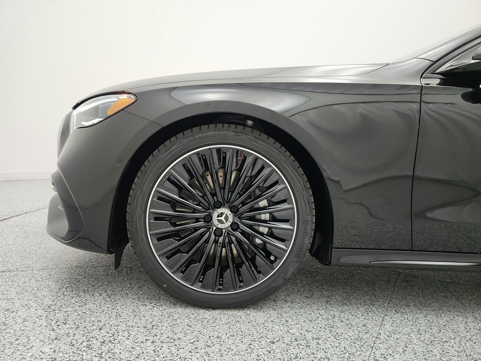 New 2027 Obsidian Black Metallic Mercedes-Benz E 450 4MATIC® Sedan image 13