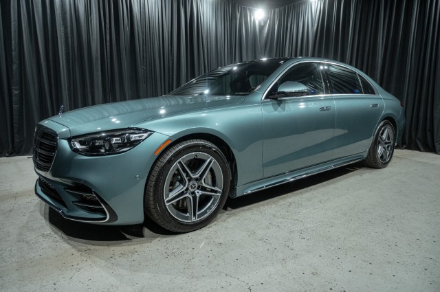 Verde Silver Metallic 2026 Mercedes-Benz S-Class S 580 4MATIC Sedan All-Wheel Drive Automatic