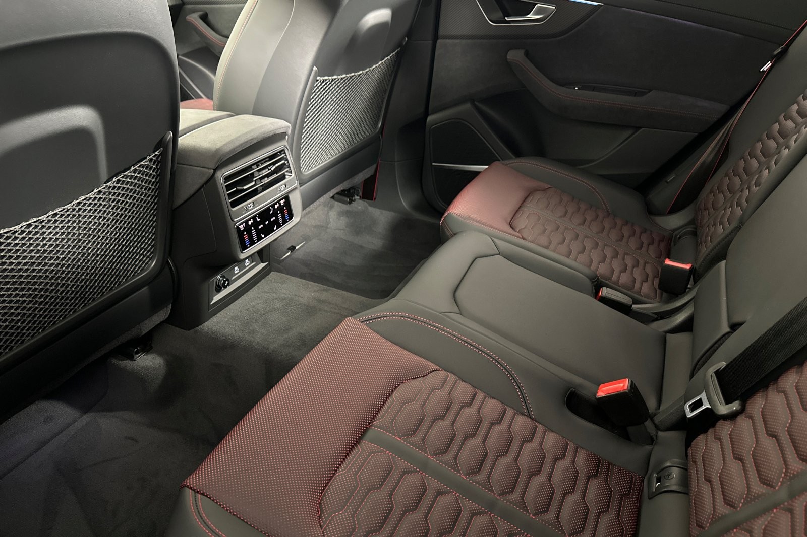 New 2026 Mythos Black Metallic Audi performance quattro image 11