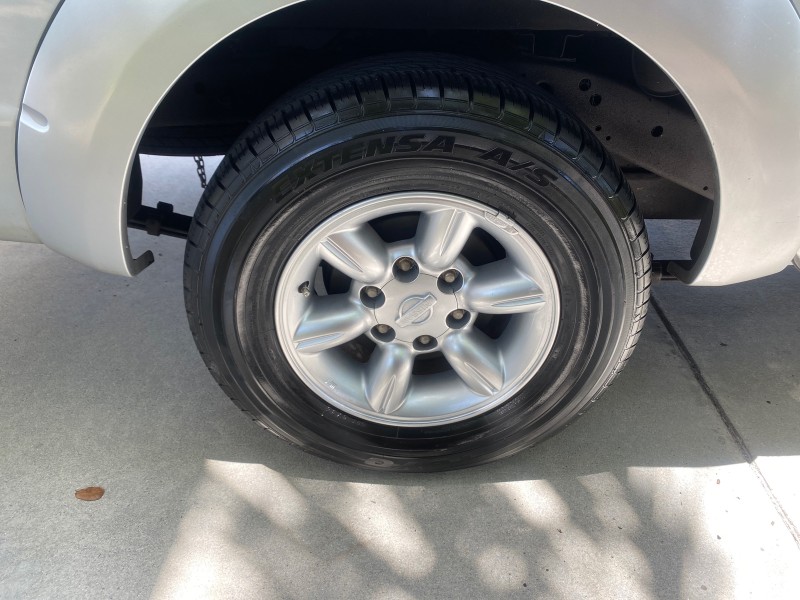 2002 Nissan Frontier 2WD XE XCAB 5 SPD AC 4 CYL in ,