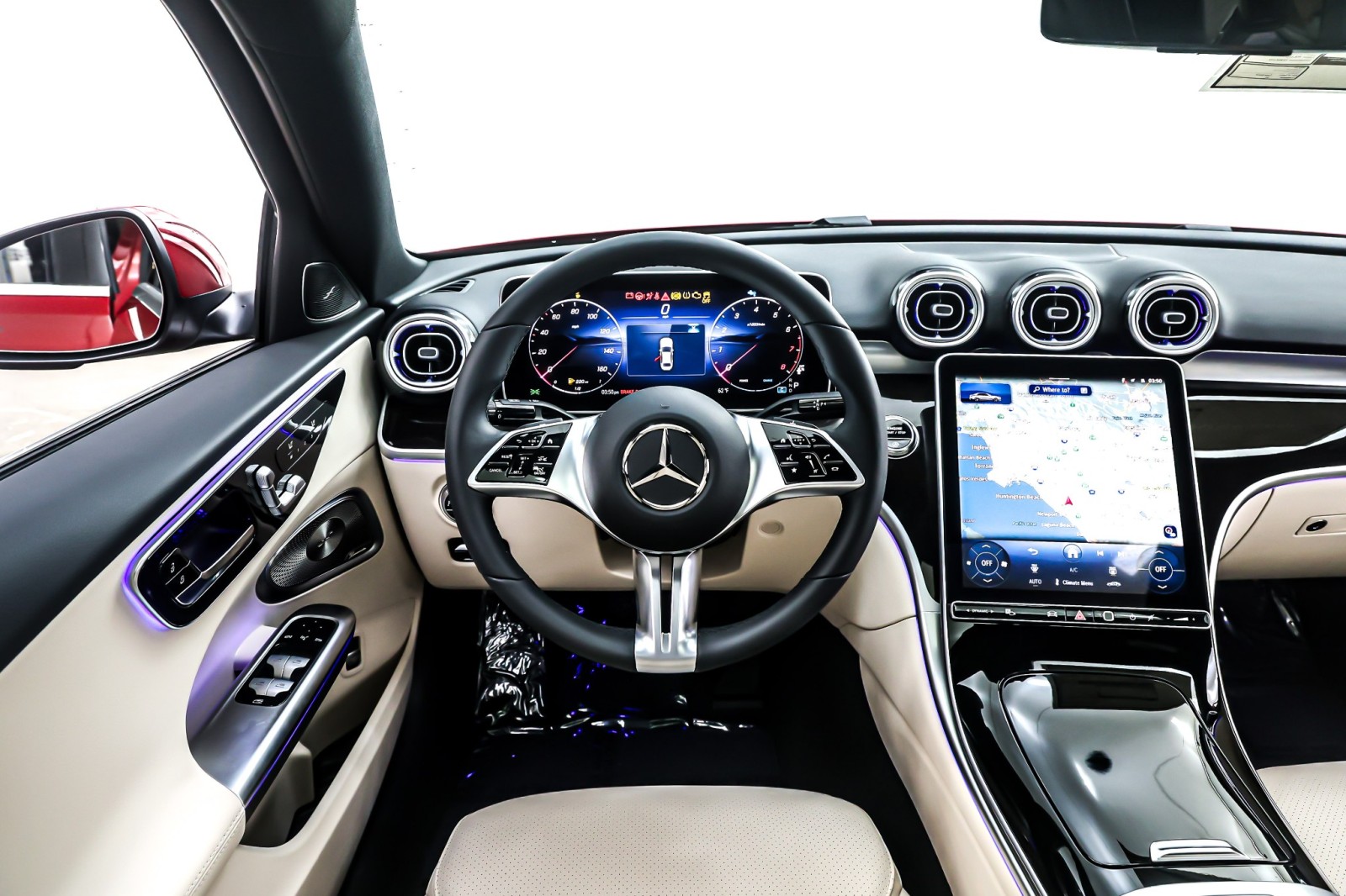 New 2026 MANUFAKTUR Patagonia Red Metallic Mercedes-Benz C 300 image 4