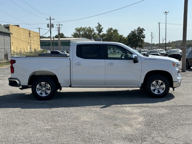 2022 Chevrolet Silverado 1500 LT 2