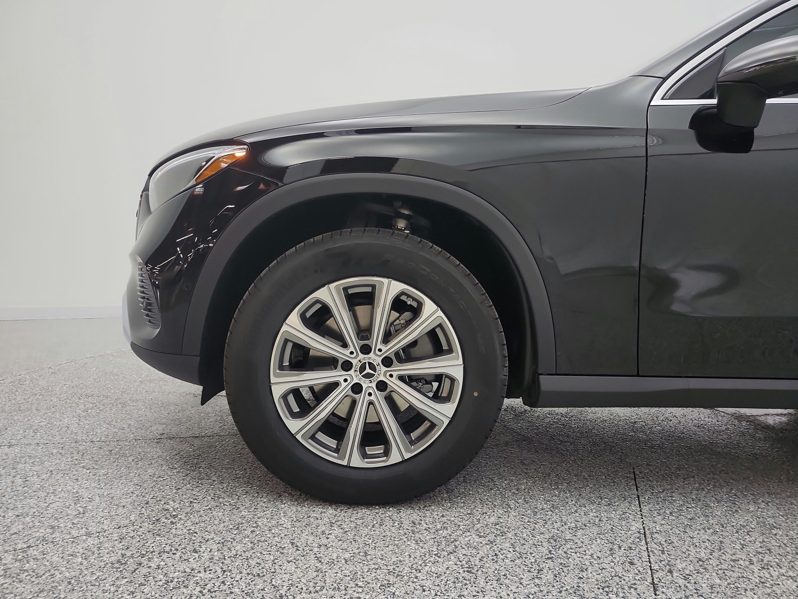 New 2026 Black Mercedes-Benz GLC 300 image 16