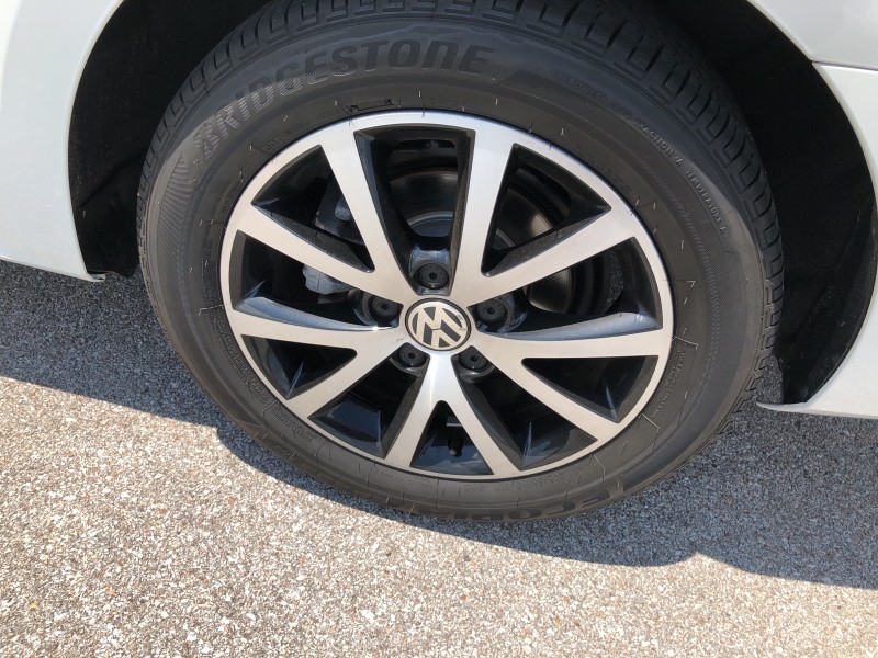 2017 Volkswagen Jetta 1.4T SE w/ Moonroof in CHESTERFIELD, Missouri