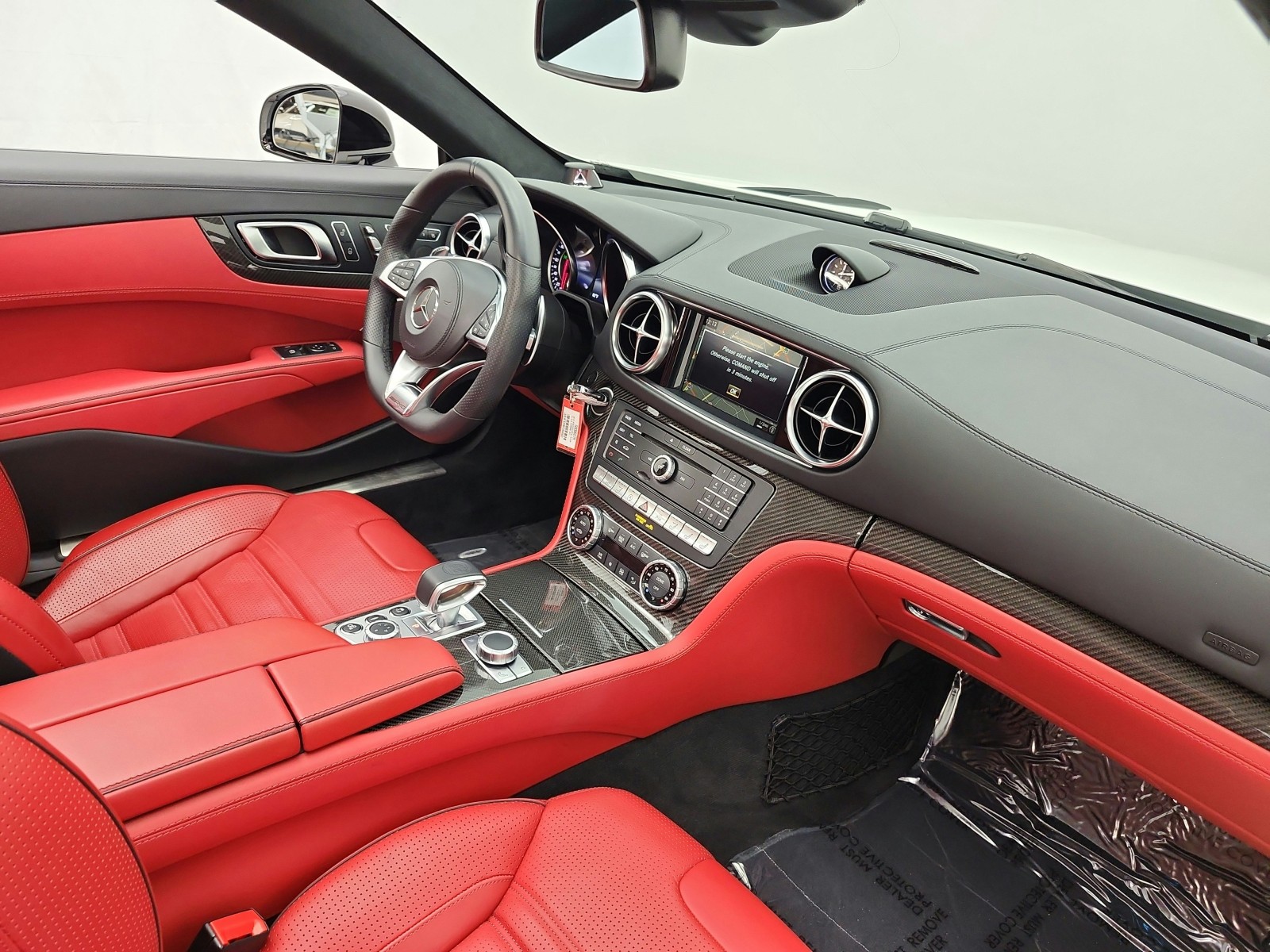 Used 2019 designo Diamond White Metallic Mercedes-Benz AMG® SL 63 Roadster image 24