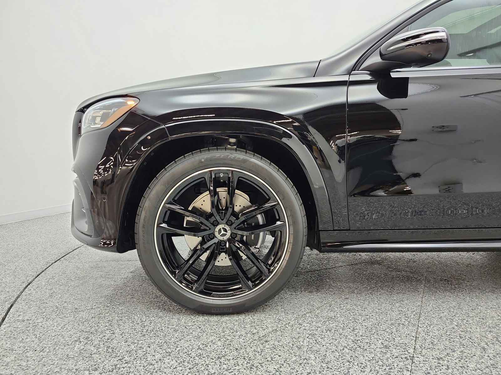New 2026 Black Mercedes-Benz GLS 450 4MATIC® SUV image 15