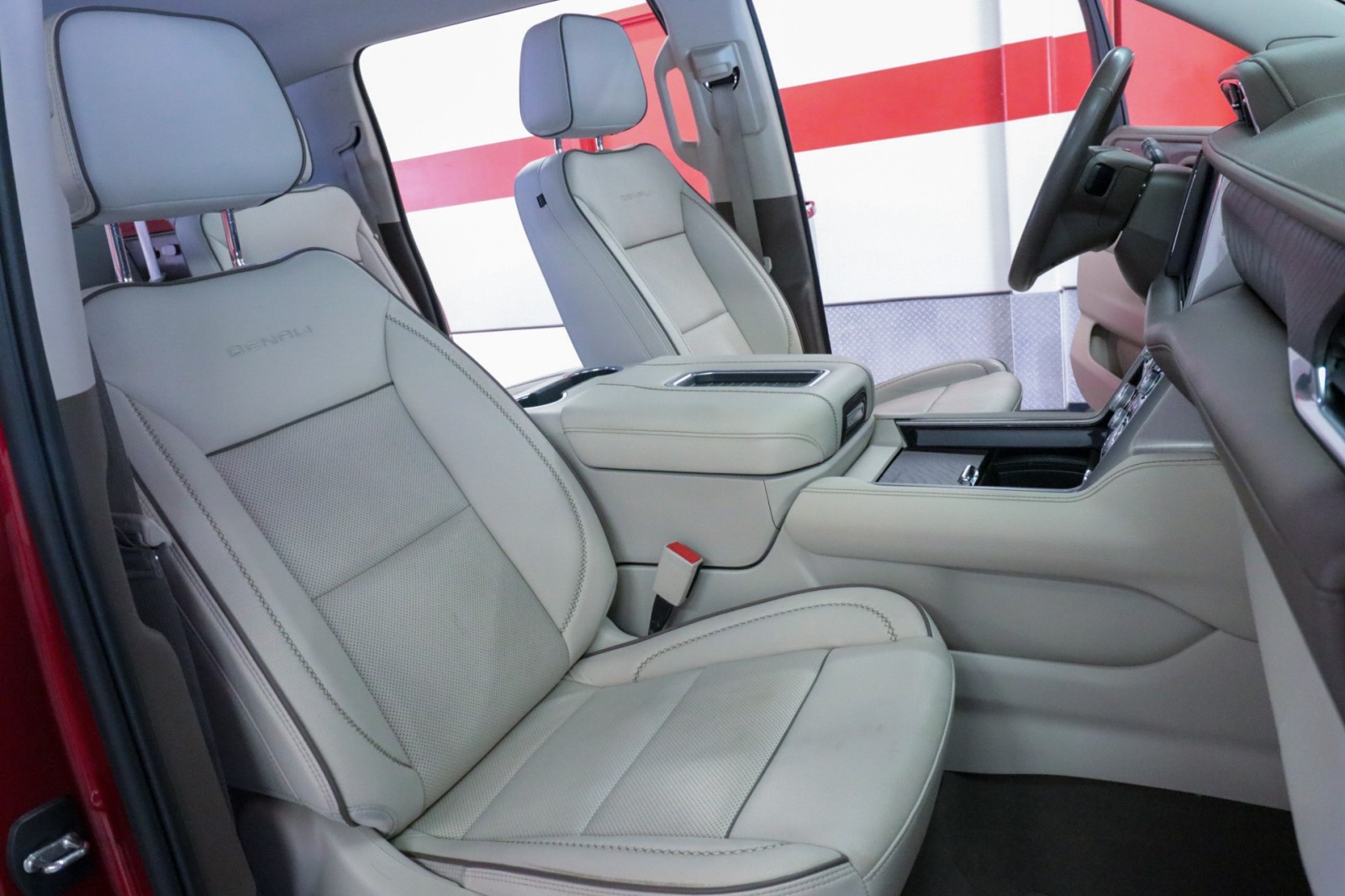 Used Car 2023 Gmc Yukon Xl  Denali For Sale Under $60,000 In Austin, Texas