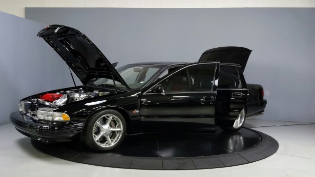 1996 Chevrolet Impala SS  11