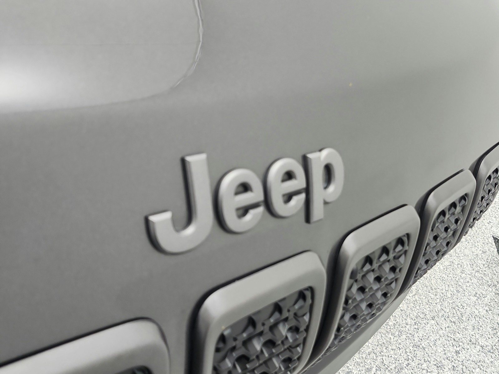 Used 2020 Granite Crystal Metallic Clearcoat Jeep Trailhawk Elite 4x4 image 18