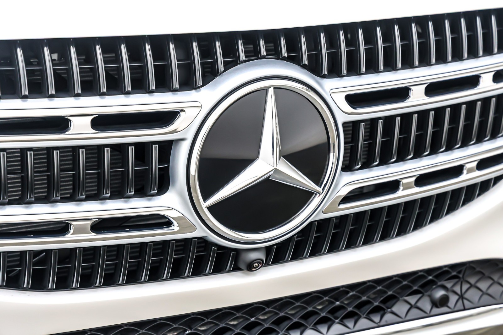 New 2026 Polar White Mercedes-Benz GLE 350 image 13