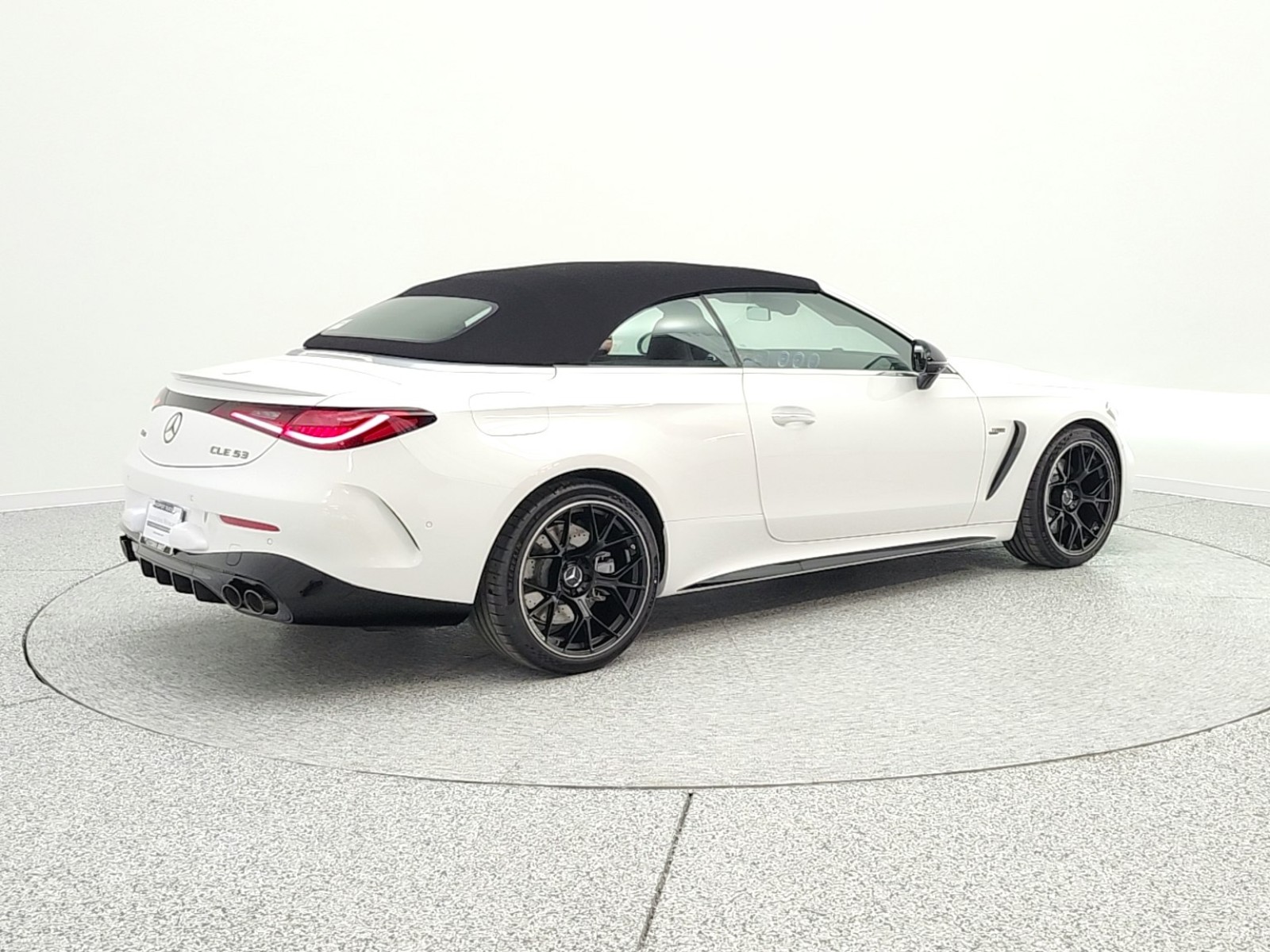 New 2026 MANUFAKTUR Moonlight White Metallic Mercedes-Benz AMG® CLE 53 4MATIC+ Cabriolet image 26