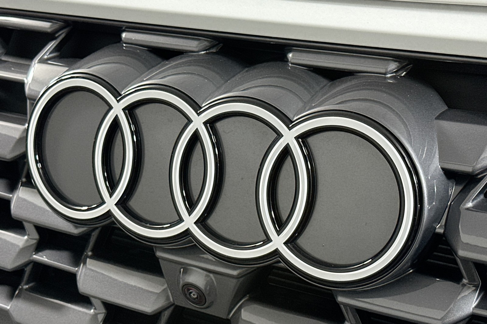 Used 2025 Glacier White Metallic Audi Premium Plus image 15