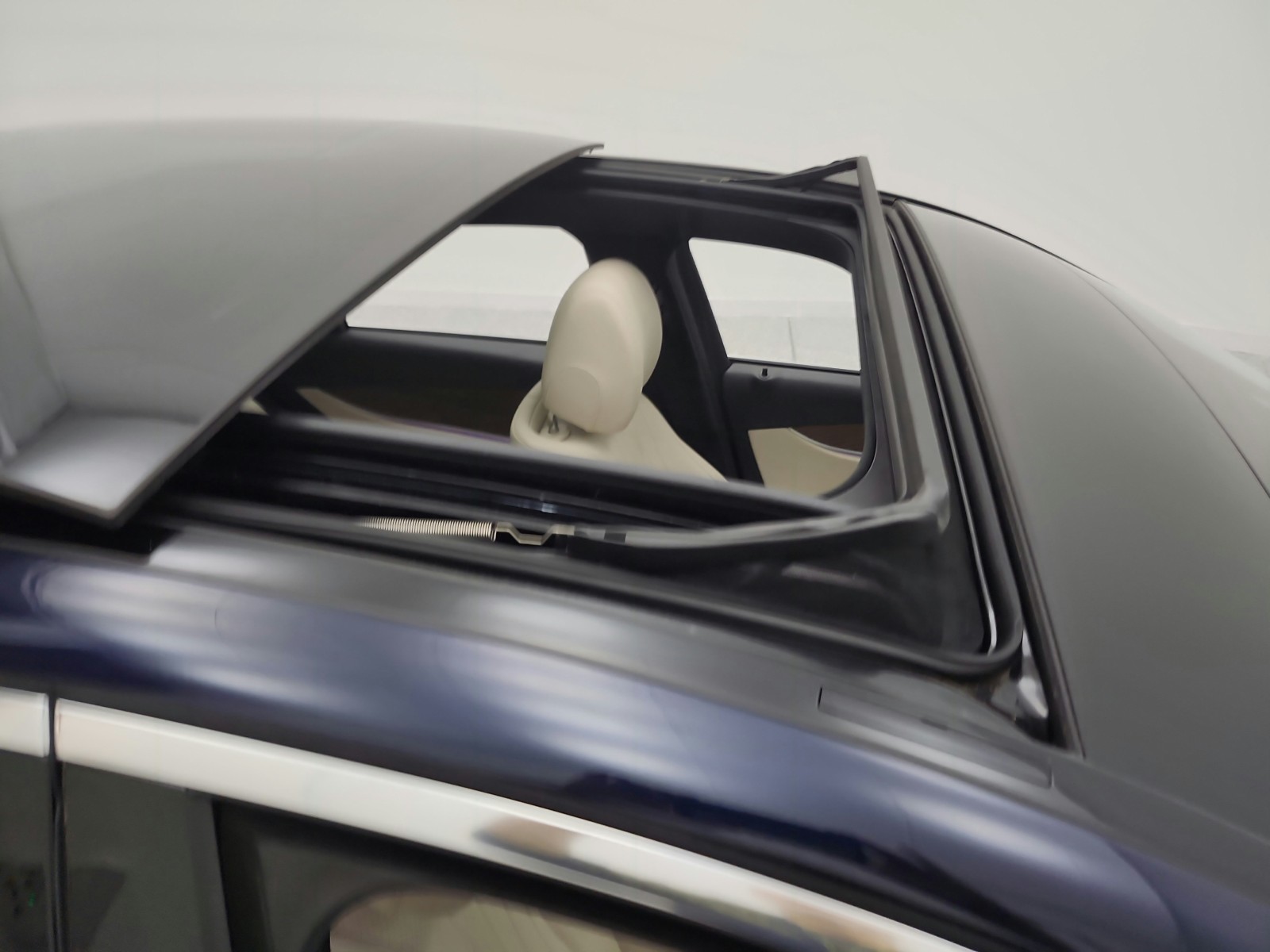 Used 2022 Nautical Blue Metallic Mercedes-Benz E 350 RWD Sedan image 19