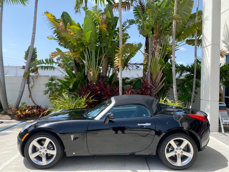 2008 Pontiac Solstice GXP 2.0 ECOTURBO LOW MILES 26,059 in , 