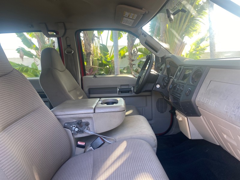 2008 Ford Super Duty F-350 DRW XL LOW MILES 43,076 4WD in ,