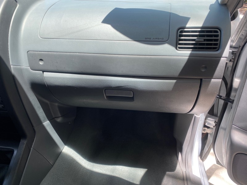 2002 Nissan Frontier 2WD XE XCAB 5 SPD AC 4 CYL in ,