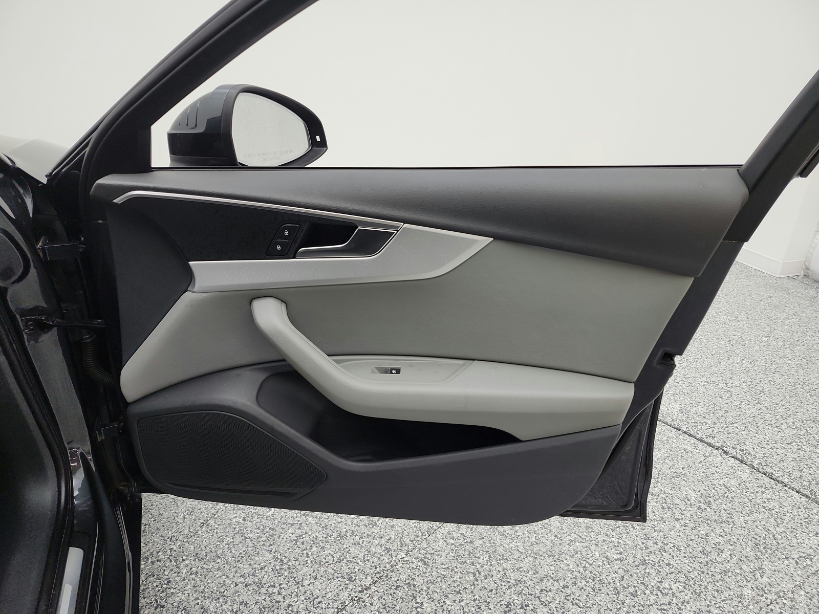 Used 2017 Manhattan Gray Metallic Audi 2.0 TFSI Auto ultra Premium FWD image 19