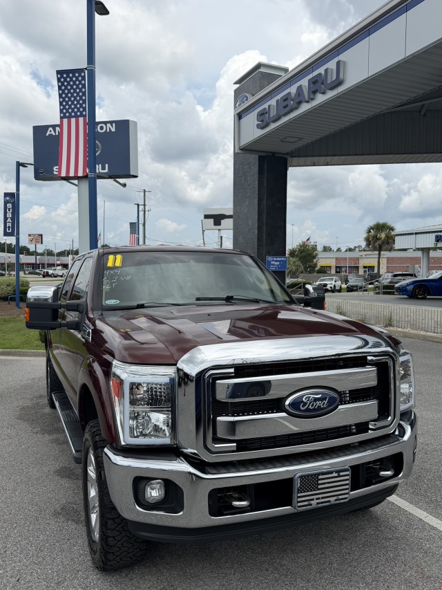  2011 Ford F-250 Super Duty XLT Crew Cab 4WD   