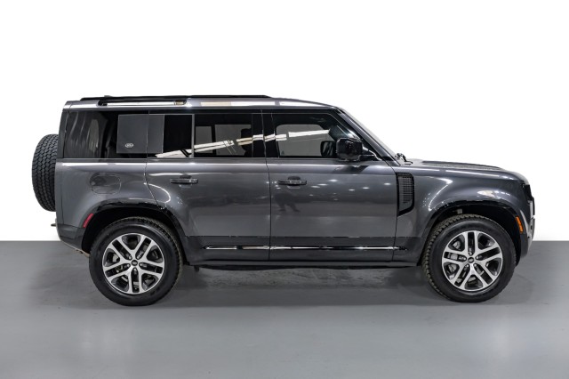 2022 Land Rover Defender X-Dynamic HSE 5