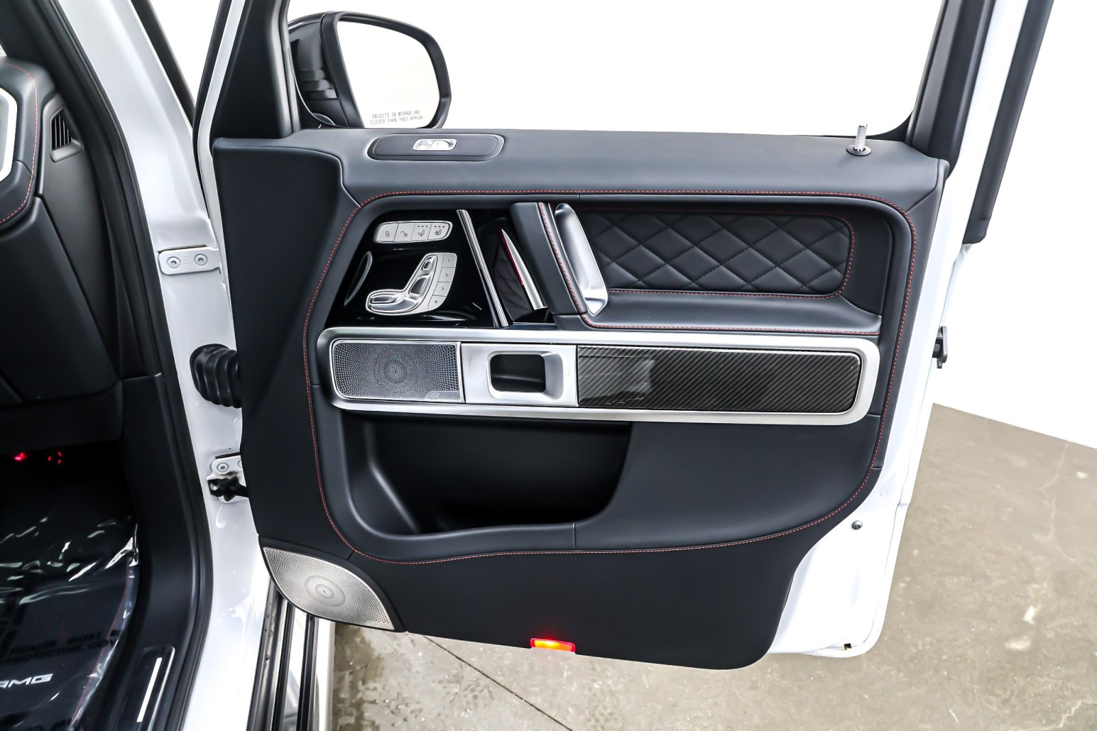 Certified Used 2024 MANUFAKTUR Moonlight White Metal Mercedes-Benz AMG® G 63 4MATIC SUV image 26