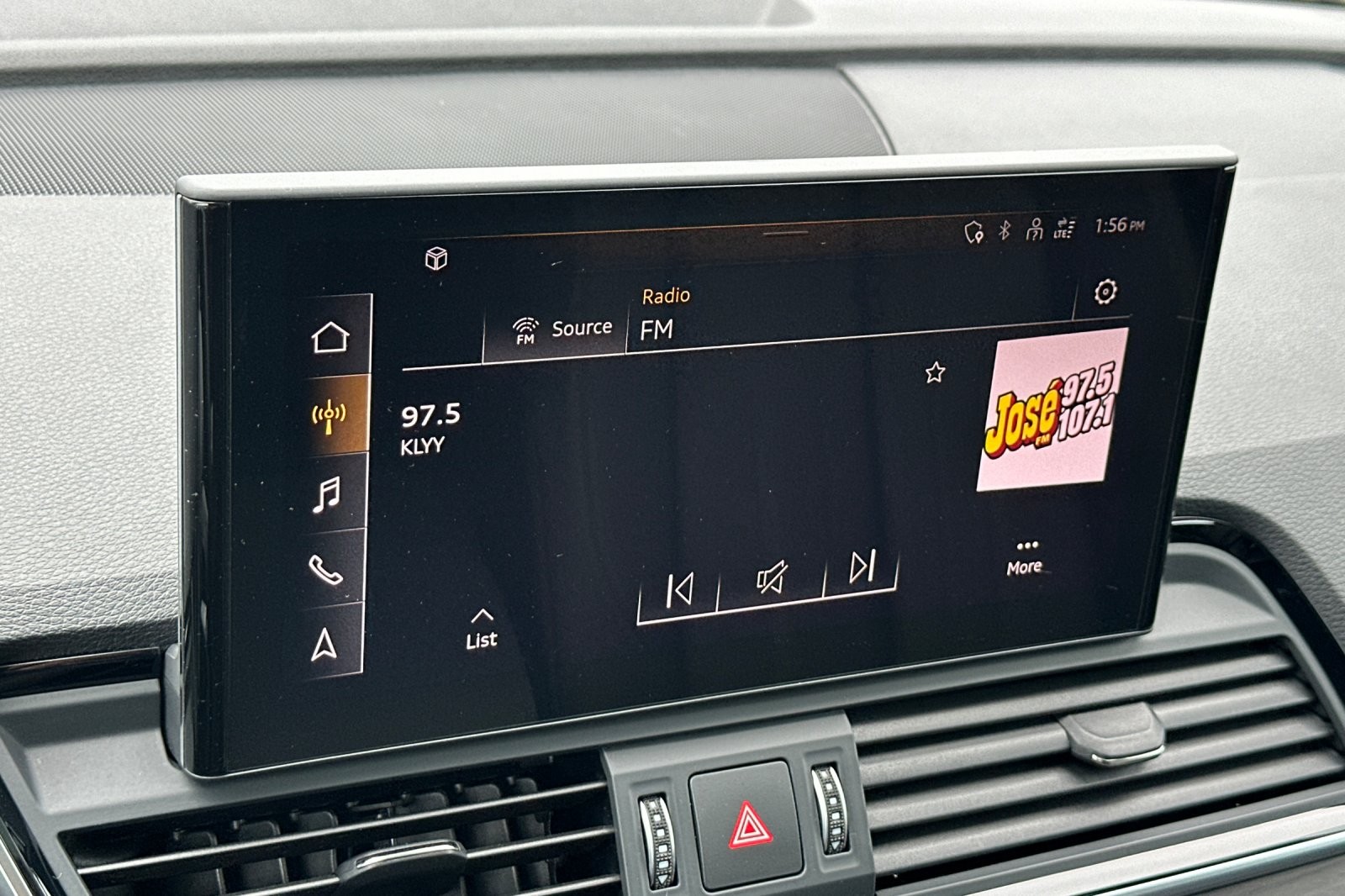 Used 2023 Daytona Gray Pearl Effect Audi S line Premium Plus 45 TFSI quattro image 17