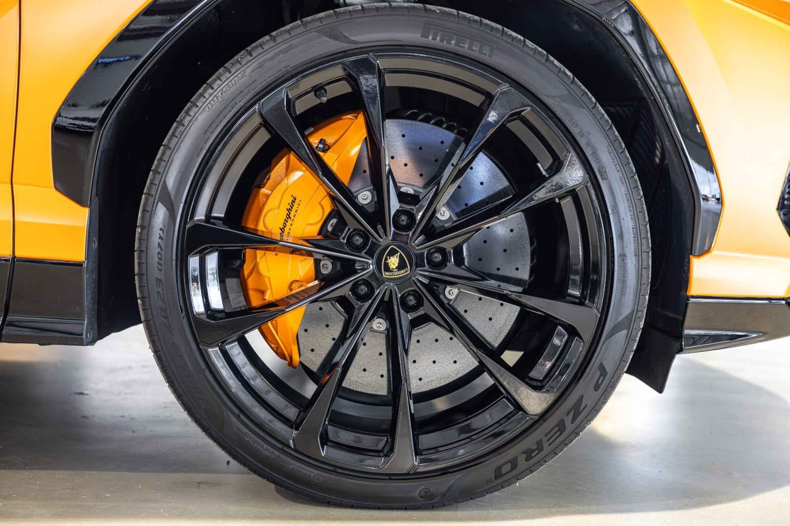 Used Car 2022 Lamborghini Urus - Full Stealth Ppf  For Sale Under $240,000 In Boerne, Texas