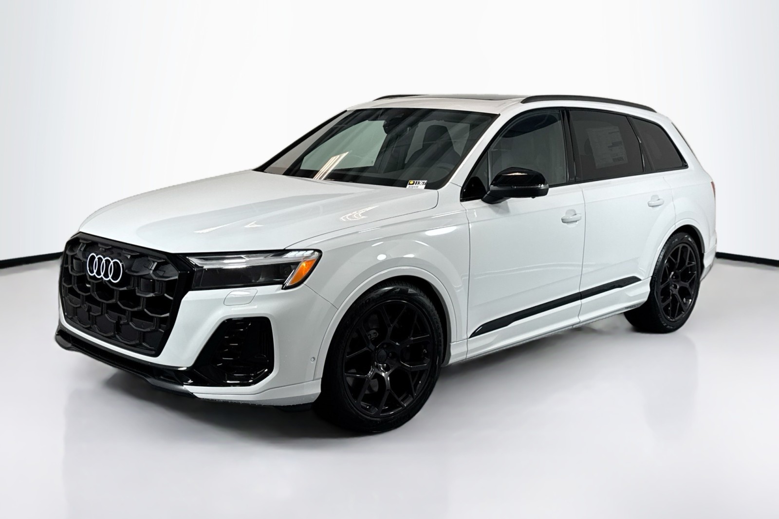 2026 Audi SQ7 Premium Plus quattro