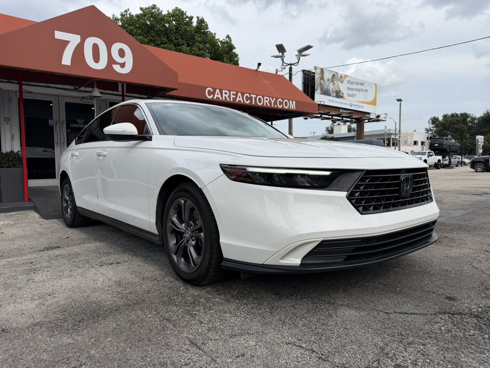 2023 Honda Accord - $22,988