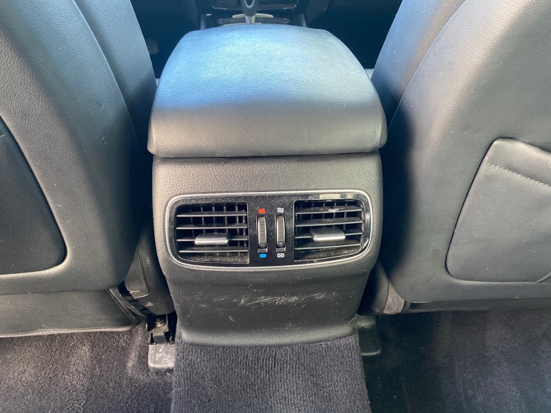 2012 Hyundai Genesis 3.8L SUNROOF PREM PKG in , 