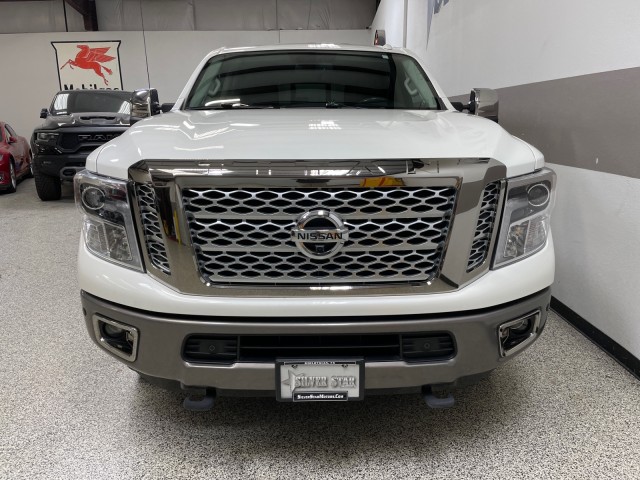 2017 Nissan Titan XD Platinum Reserve Cummins V8 4WD in , 