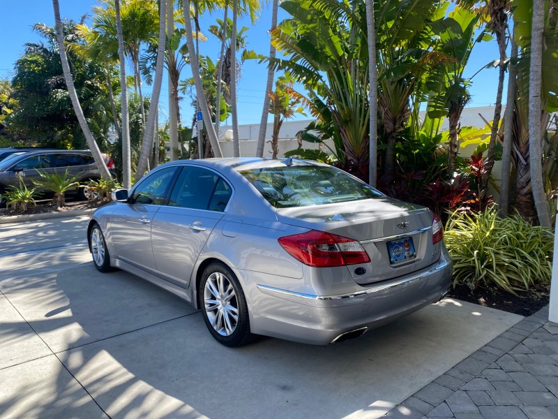 2012 Hyundai Genesis 3.8L SUNROOF PREM PKG in , 