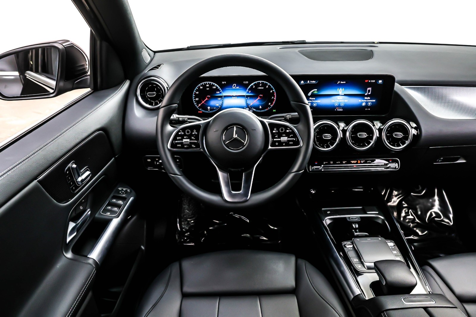 Certified Used 2023 Night Black Mercedes-Benz GLA 250 SUV image 6