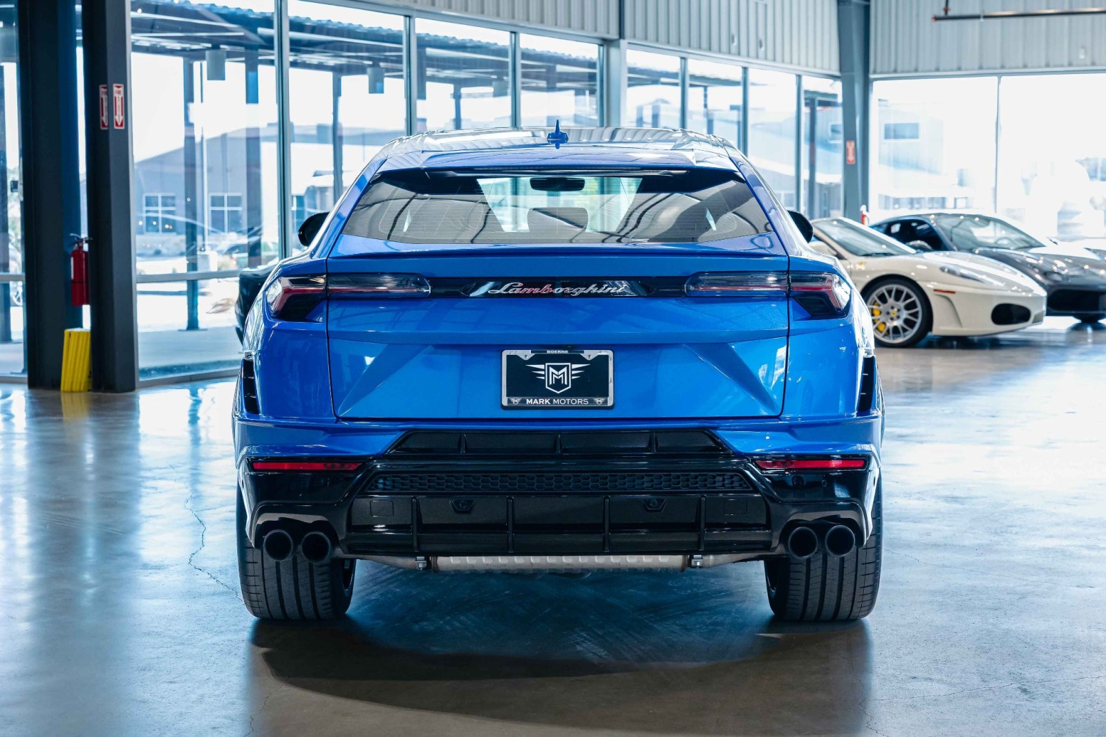 Used Car 2023 Lamborghini Urus  S For Sale Under $250,000 In Boerne, Texas
