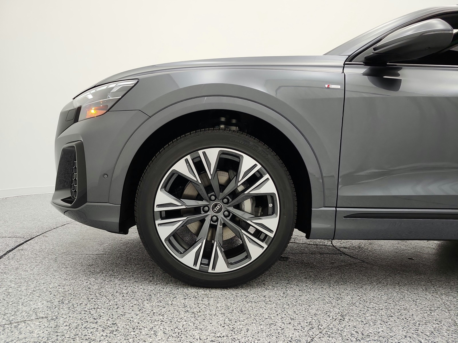 New 2026 Daytona Gray Pearl Effect Audi Premium Plus quattro image 12