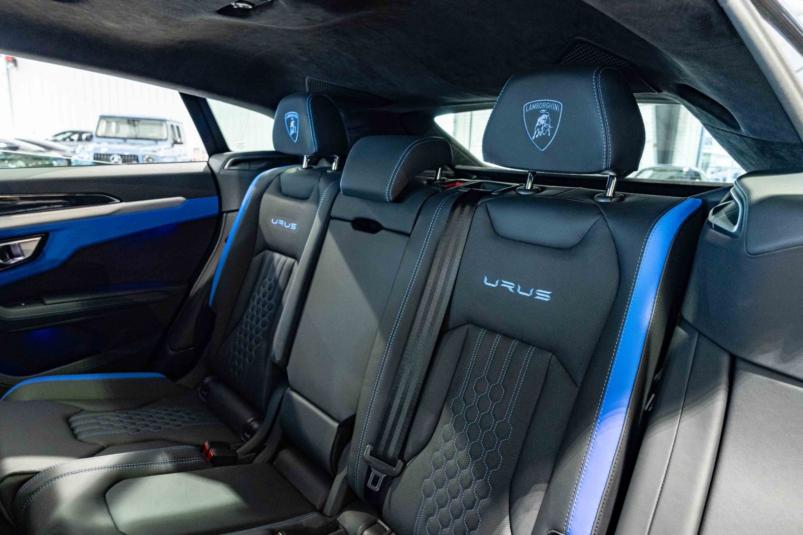 Used Car 2023 Lamborghini Urus  S For Sale Under $250,000 In Boerne, Texas