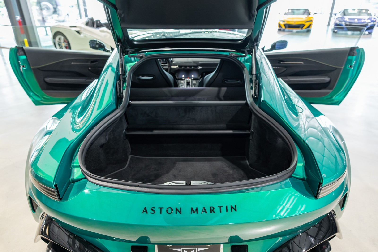 Used Car 2025 Aston Martin Vantage  For Sale Under $210,000 In Boerne, Texas