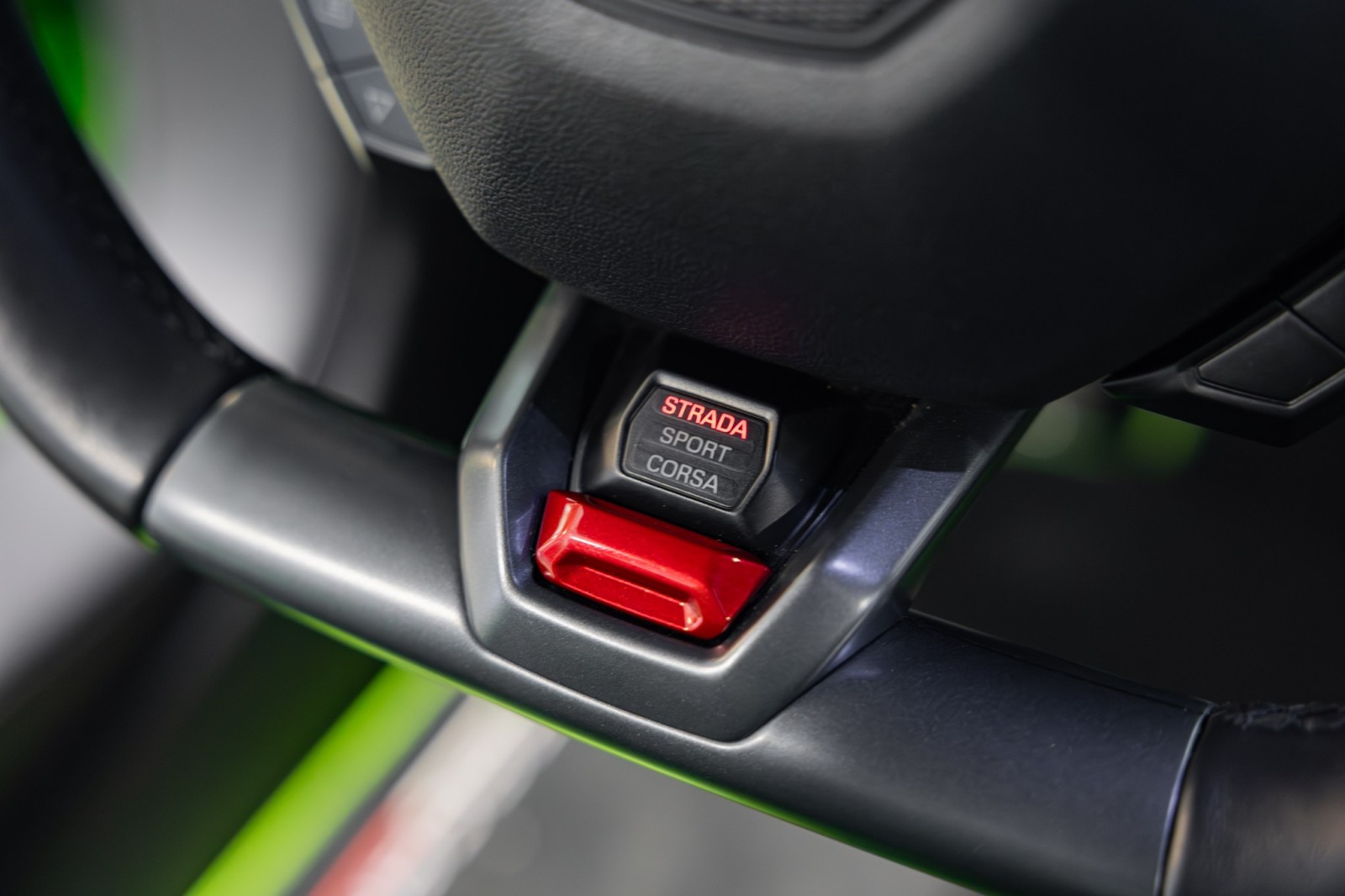 Used Car 2015 Lamborghini Huracan  Lp610-4 For Sale Under $250,000 In Boerne, Texas