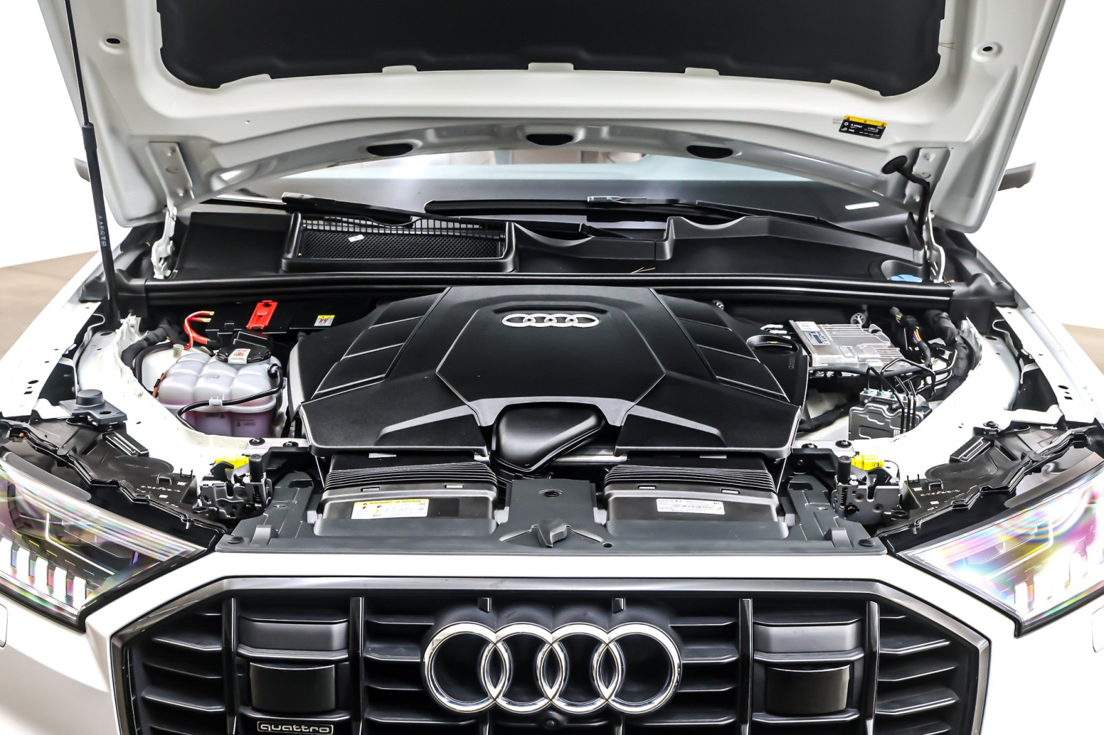 Used 2024 Carrara White Audi Premium Plus 55 TFSI quattro image 12