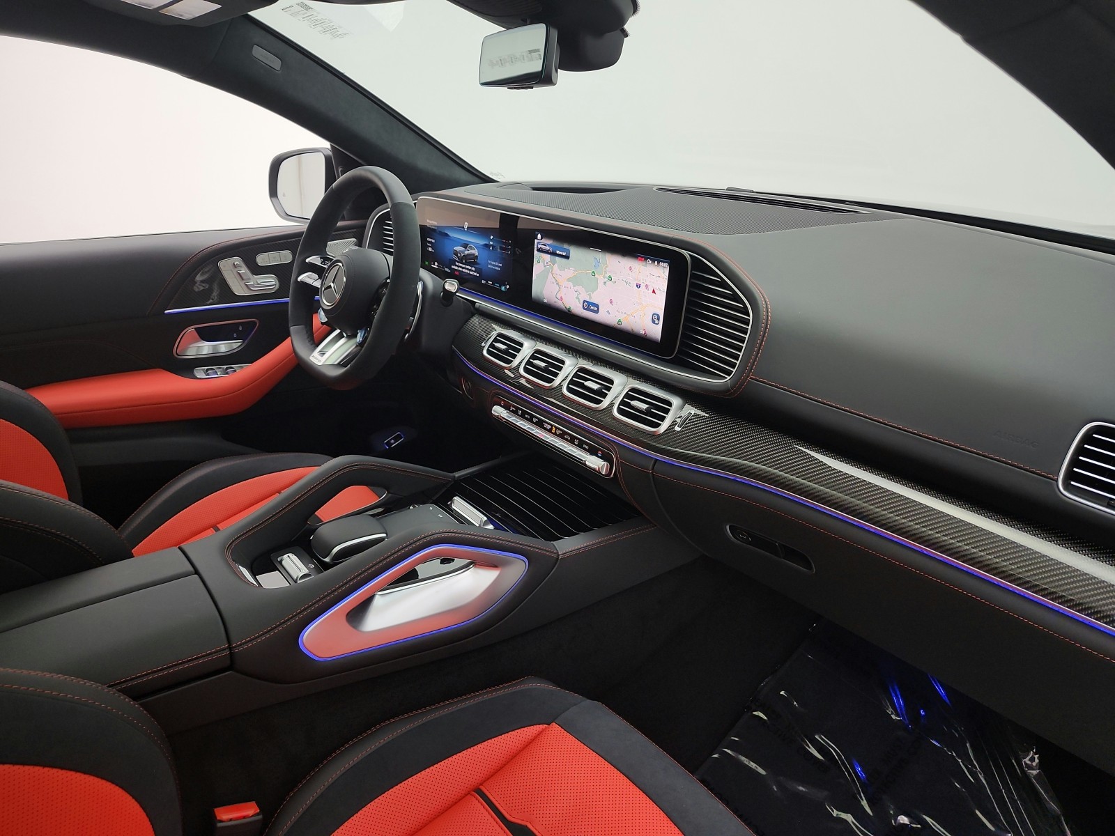 New 2026 MANUFAKTUR Silicon Grey Mercedes-Benz AMG® GLE 63 S image 14