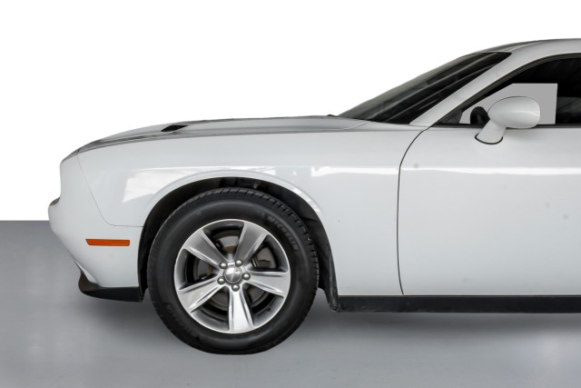 2019 Dodge Challenger SXT 12