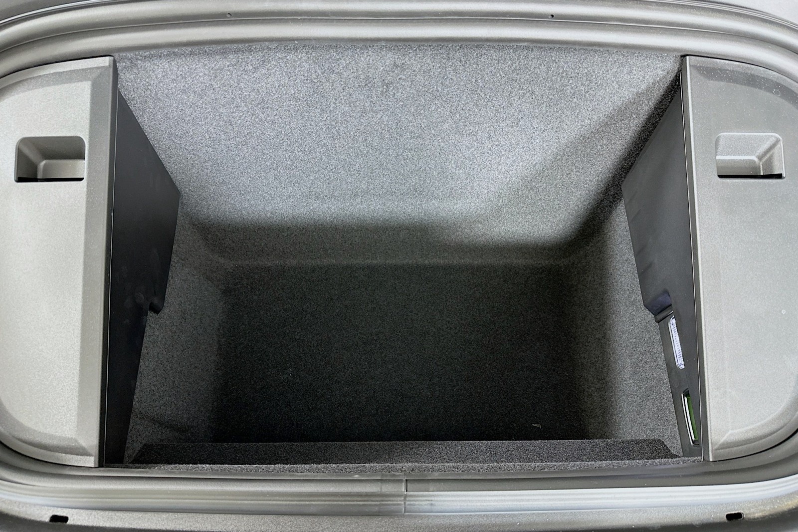 New 2026 Kemora Gray Metallic Audi Premium Plus image 12